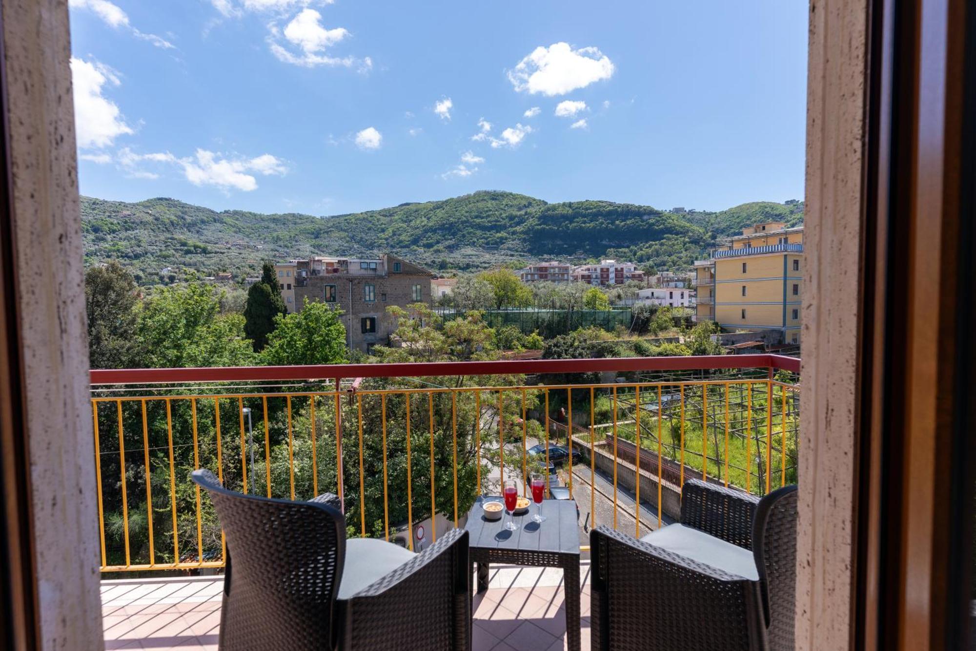 Mifra Suites سورينتو المظهر الخارجي الصورة