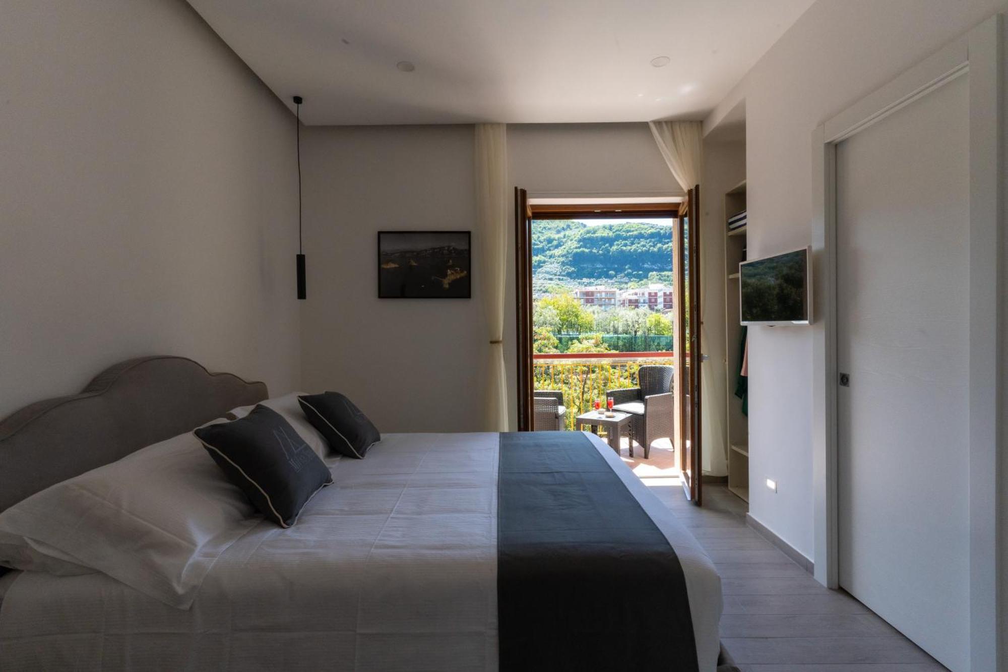 Mifra Suites سورينتو المظهر الخارجي الصورة